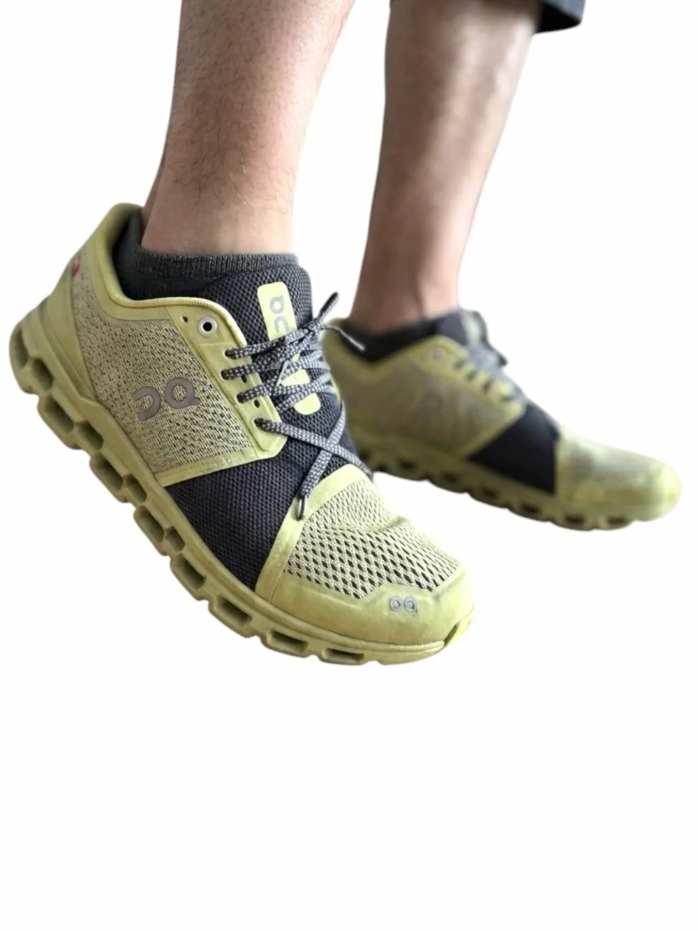 On Running x Cloudstratus Pistachio Grey Training Shoes Men’s Size 9.5